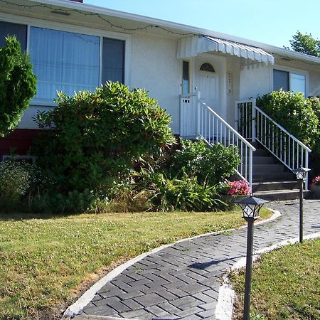 Serenity Bed & Breakfast Burnaby Dış mekan fotoğraf